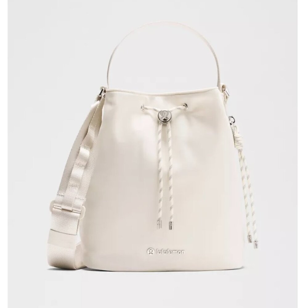 NWT Lululemon Drawstring Bucket Crossbody Bag 5L -Unopened